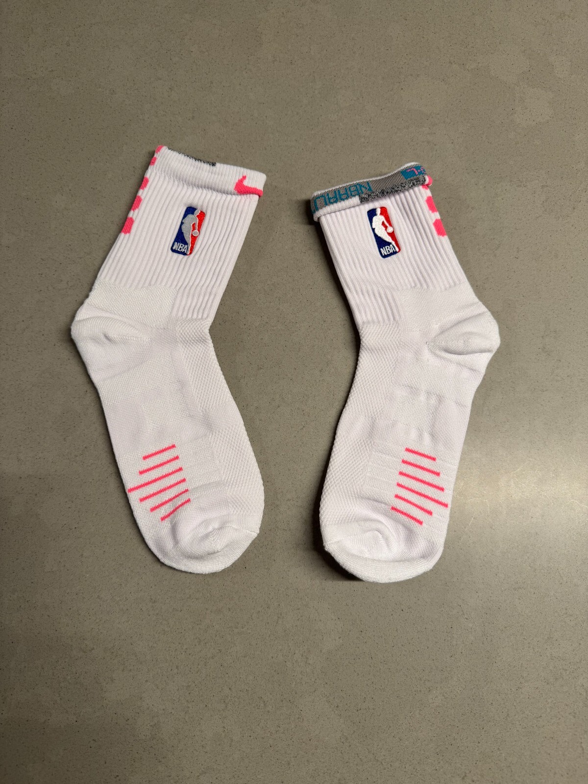 Nike NBA AUTHENTICS - Elite Quick Socks - All Colors - Mid Length All Large