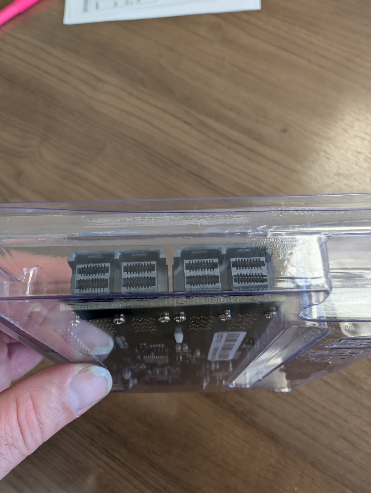 High Point NVMe 4-PORT 32Gbps U.2 Ports to PCIe 3.0 x16 RAID Controller