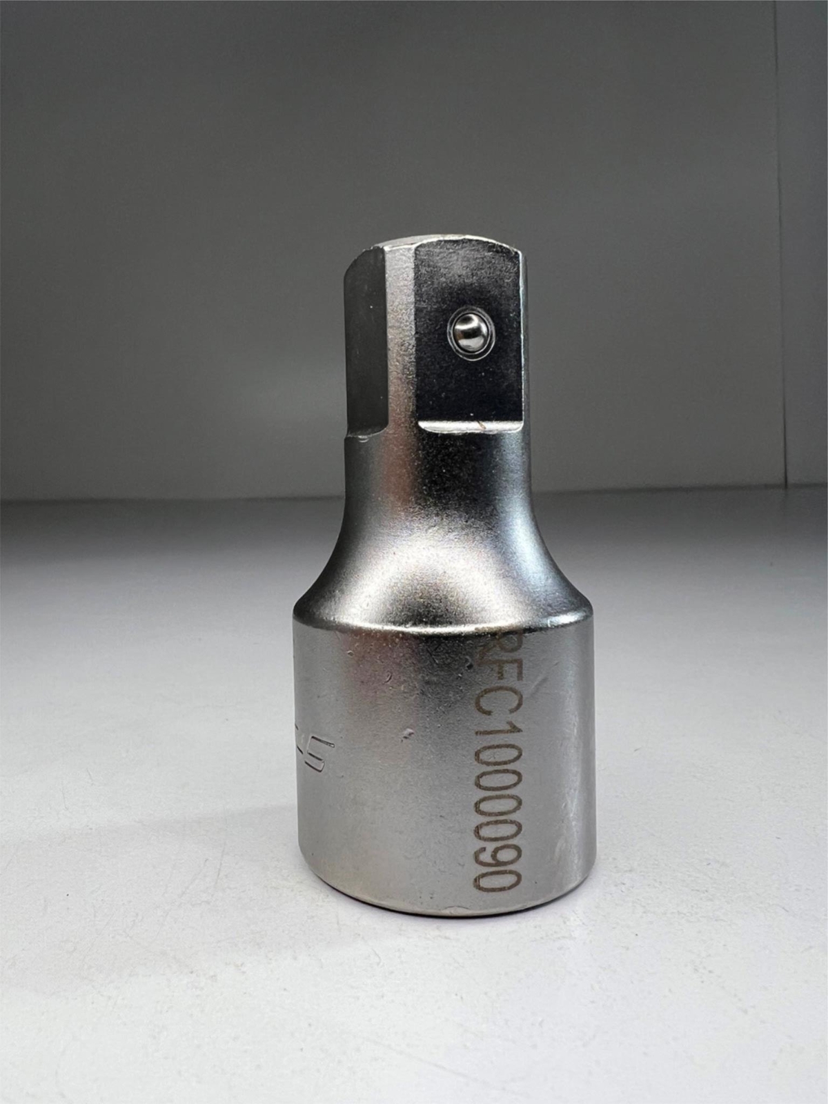 ONE (1) SNAP-ON 3/4" Drive 3" Extension Lock Button L32 MATTE FINISH (NEW)