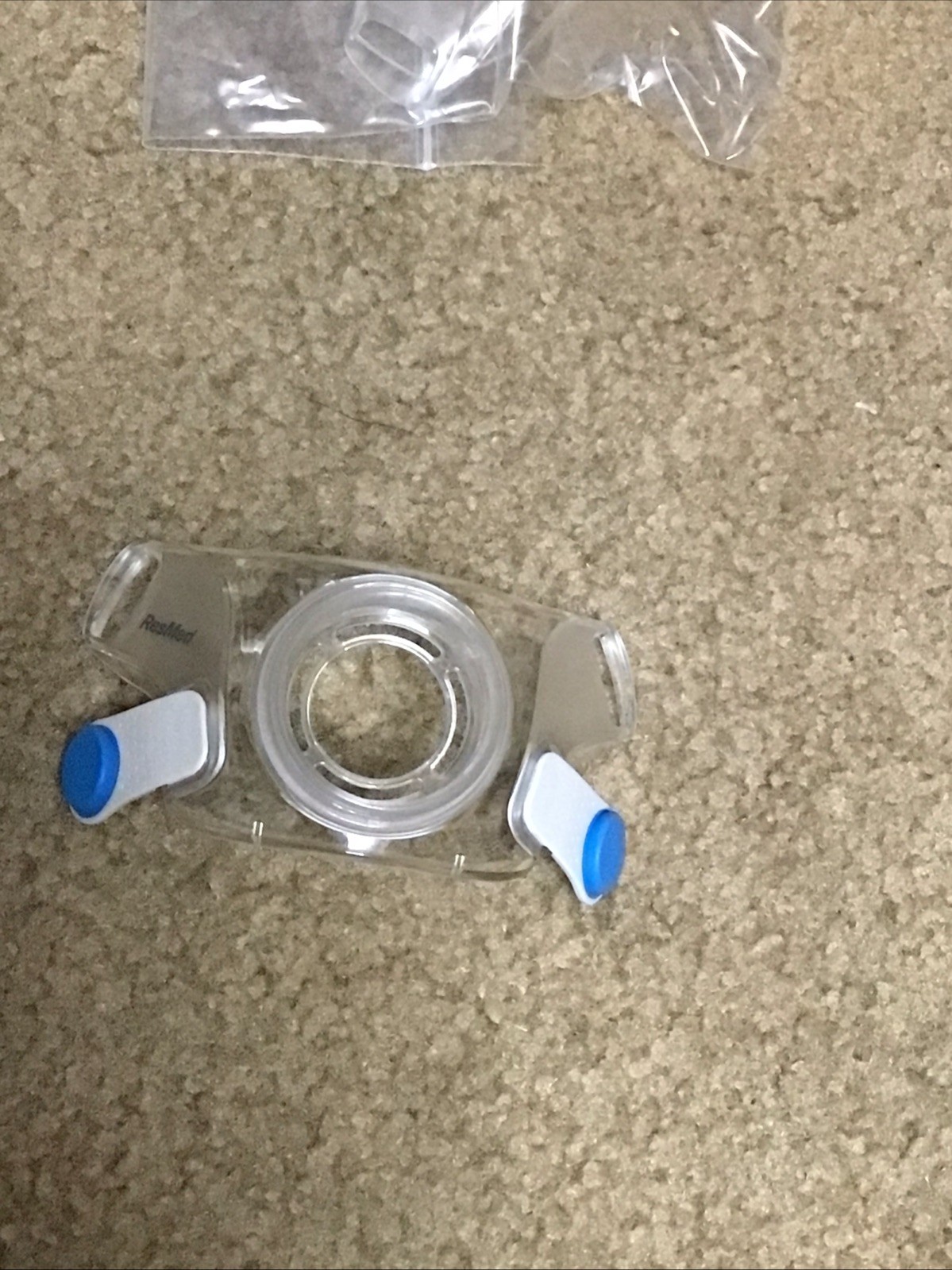 ResMed AirFit F30 Cushion Frame (NoHeadgear Magnetic Straps). Only What You See