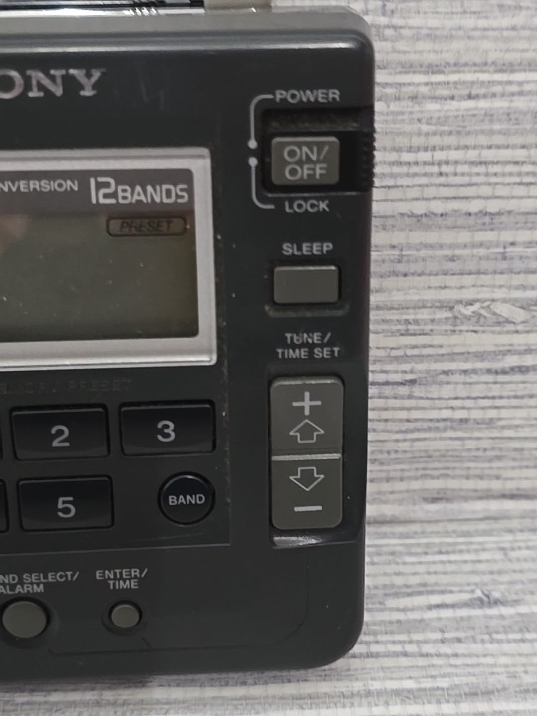 Sony ICF-SW30 FM Stereo SW/MW PLL Synthesized Receiver- Early Sony 12 Band Model