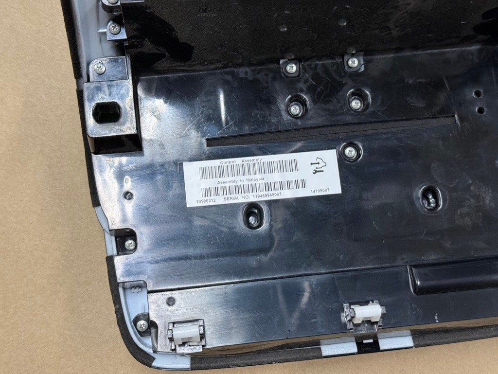 2010-2015 Chevrolet Camaro SS Radio Face Plate Head Unit GM - OEM