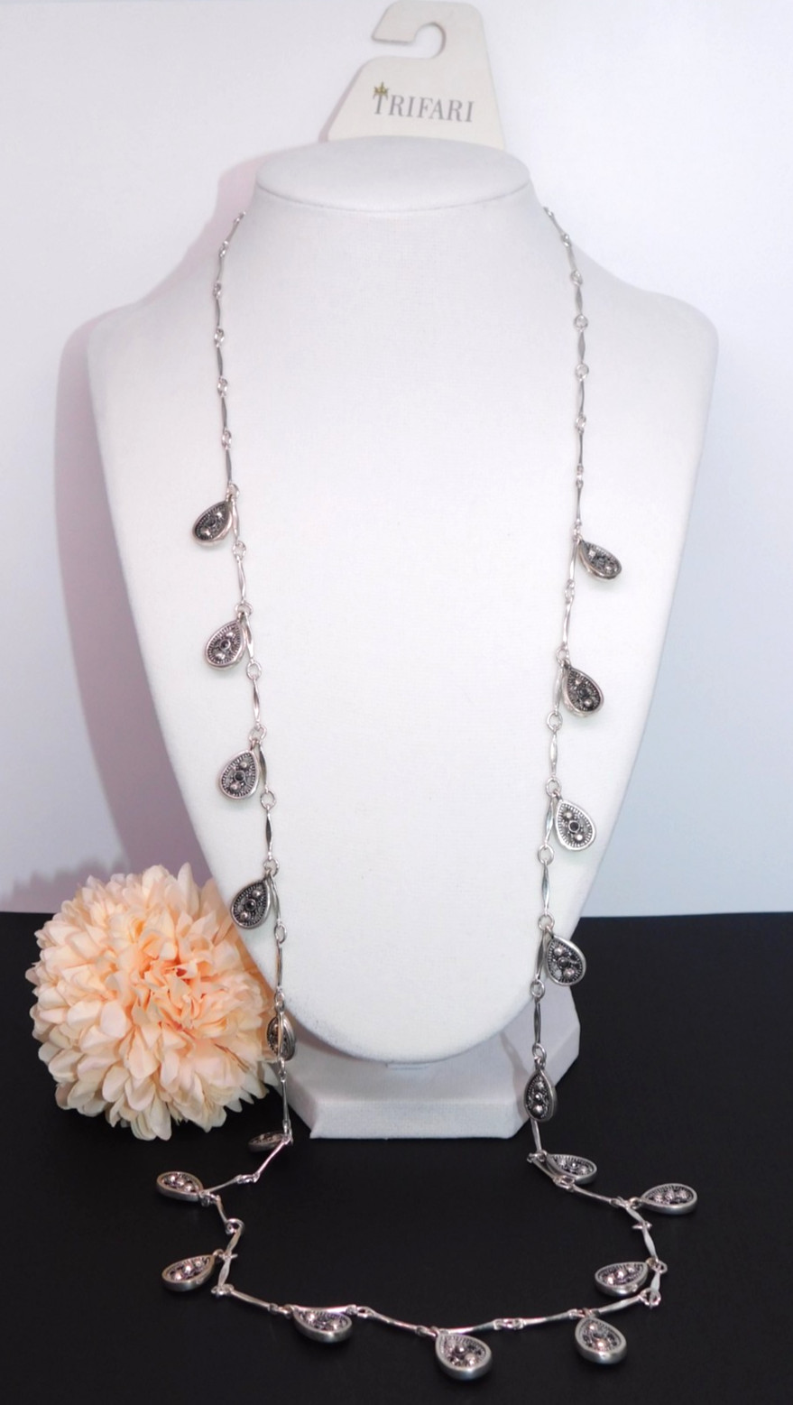 Vintage TRIFARI Teardrop Metallic Rhinestone 34" Bar Chain Station Necklace NWT