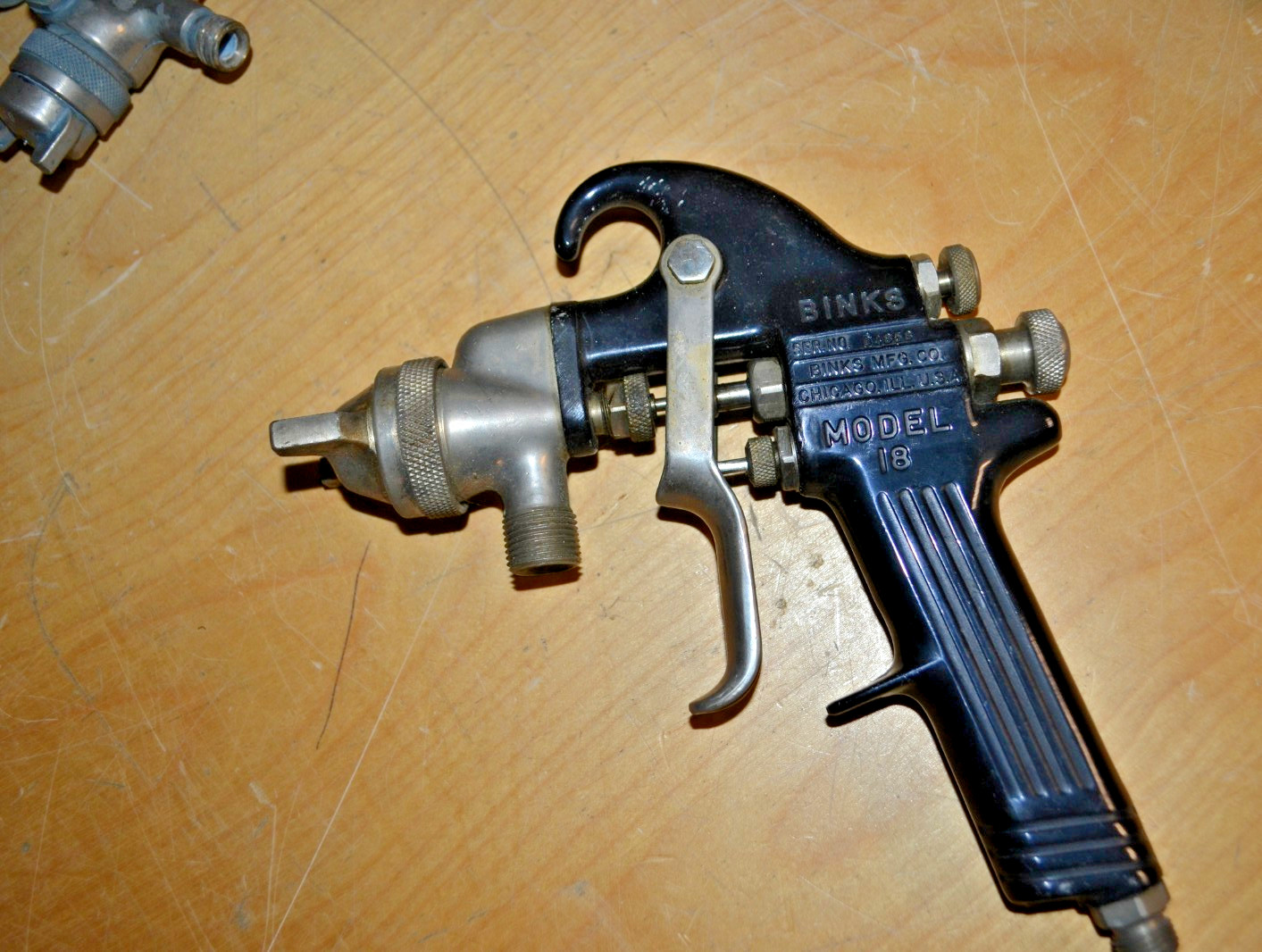 BINKS Mfg. Co. Models 7 , 18 , 15 Paint Spray Guns Lot, Nozzles, Cans ~ USA MADE