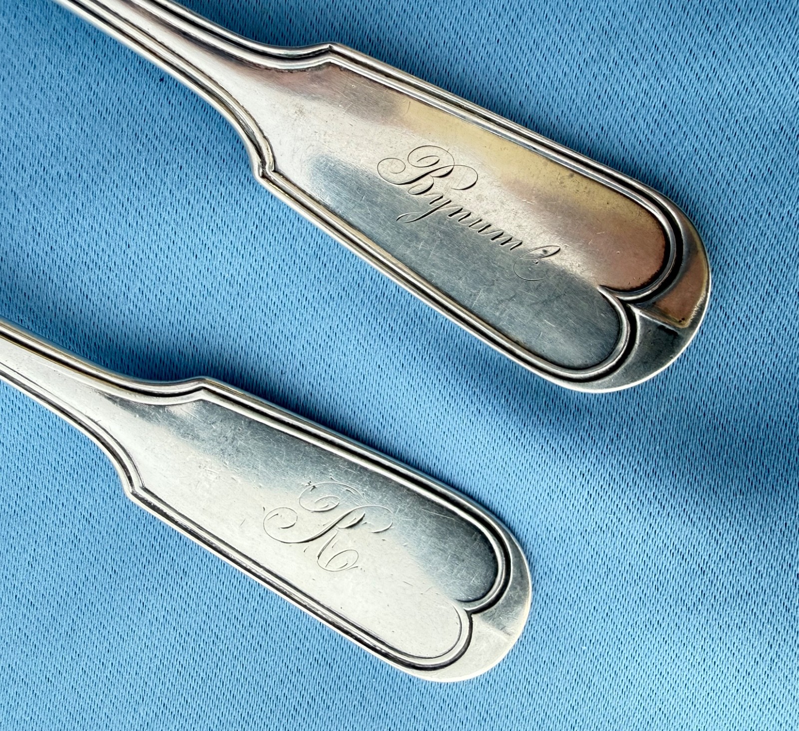 Lot of 4 Coin Silver Forks 2 Dinner,2 Salad,Mixed Makers Mono 191 Gr