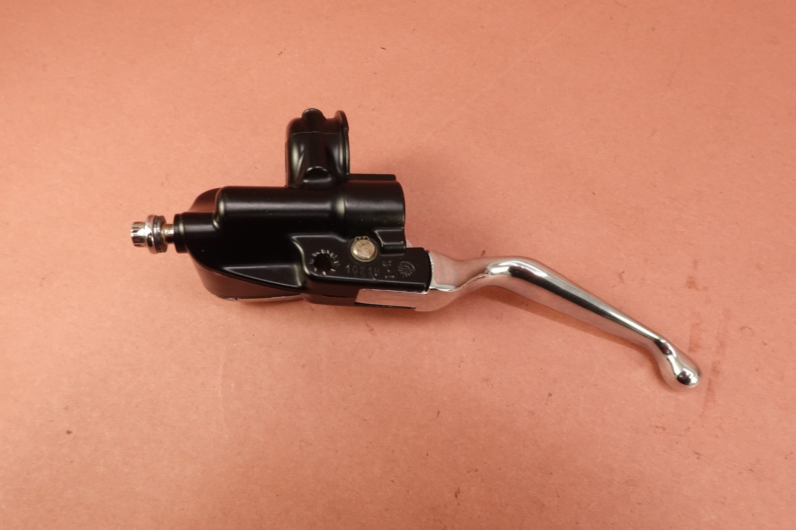 1999-2006 Harley Davidson Road King FLHRCI Front Brake Master Cylinder Assembly