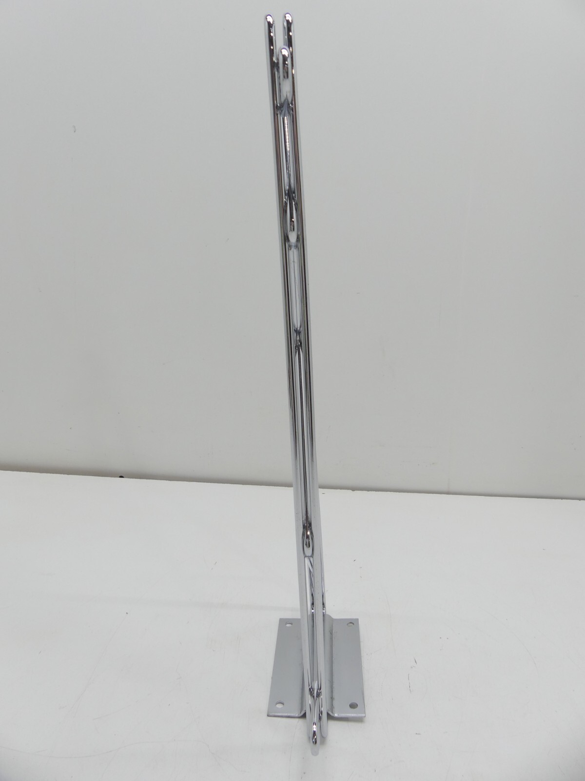 Advance Tabco 18" Double Wall Bracket DB-18