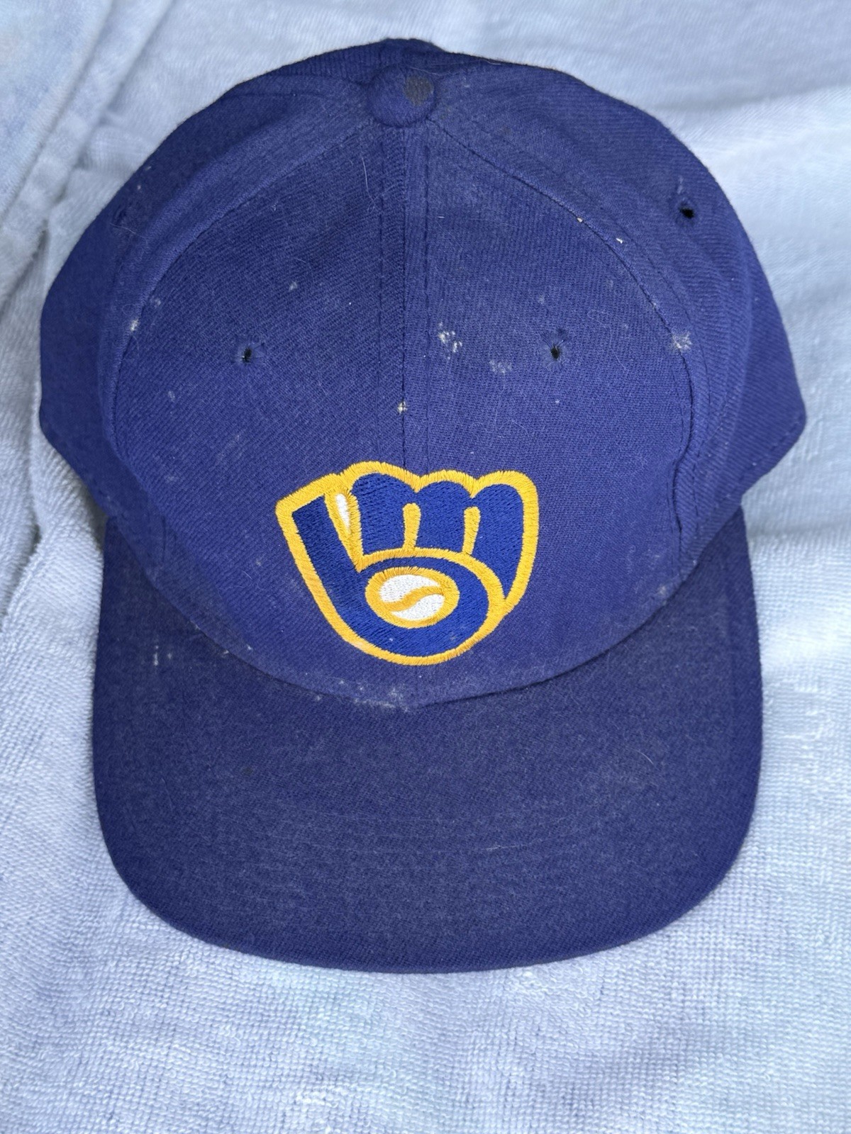 RON ROBINSON MILWAUKEE BREWERS GAME USED HAT 1990S Size 7.125