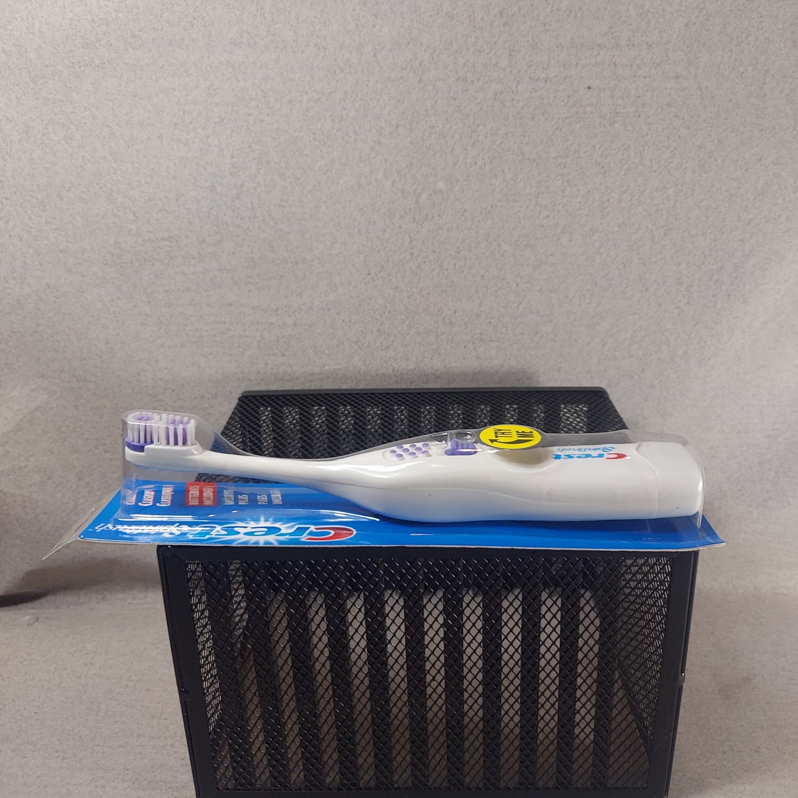 Crest Spinbrush Classic Rotating Heads NOS Read