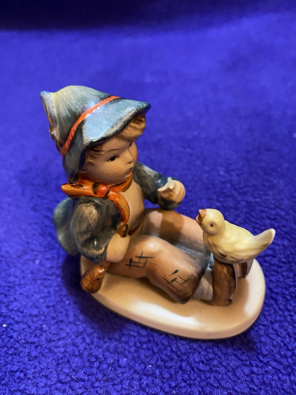 Hummel figurine Singing Lesson #63 - Read See Pictures  Crown Mark TMK1