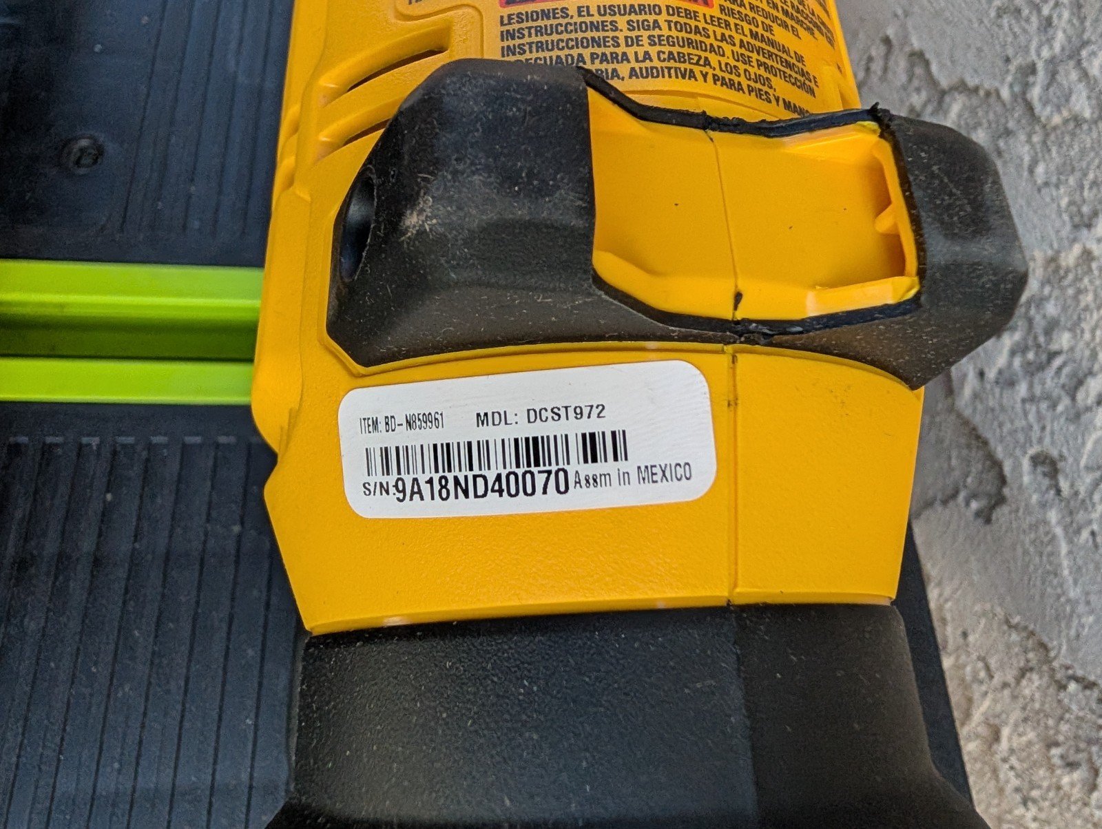 New DeWALT DCST972 FlexVolt 60V MAX Brushless 17" String Trimmer DW0AS9ST