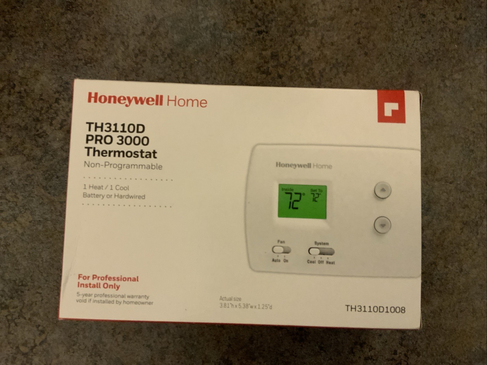Honeywell PRO 3000 TH3210D1008 Non-Programmable Thermostat- NEW