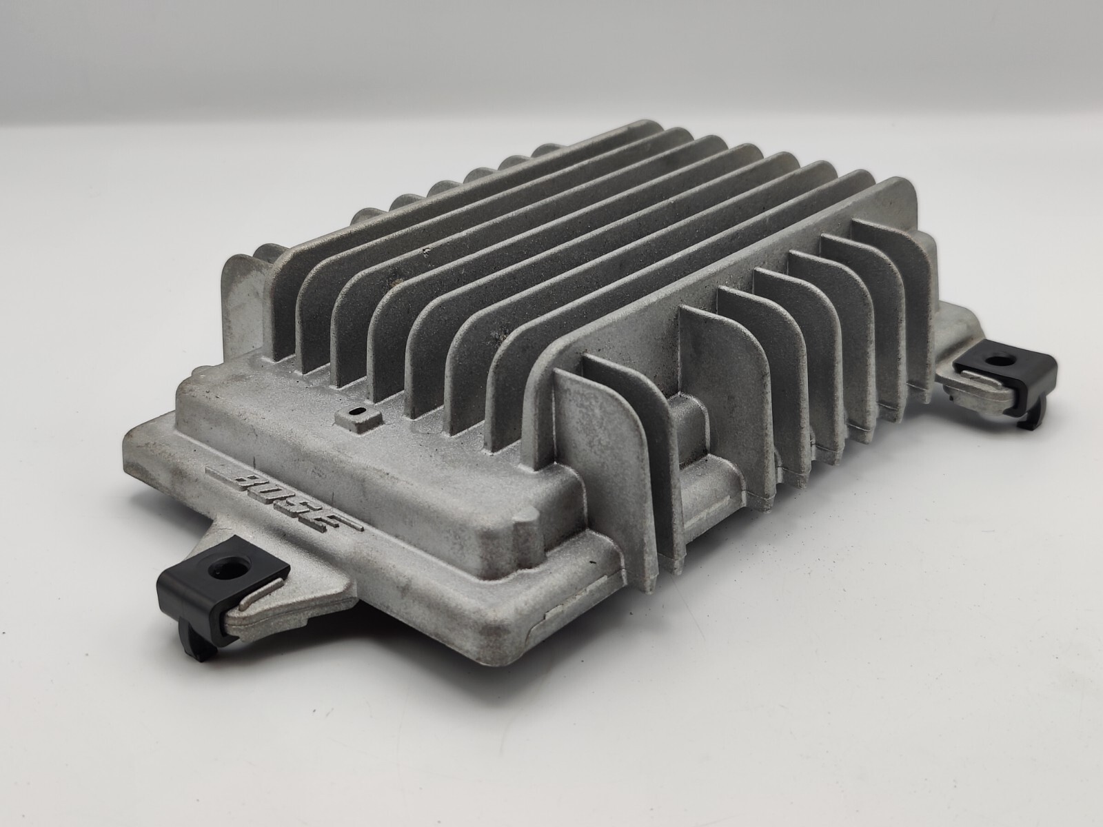 10-17 Acadia Outlook Traverse Bose Radio Stereo Audio Amplifier Amp 25994309