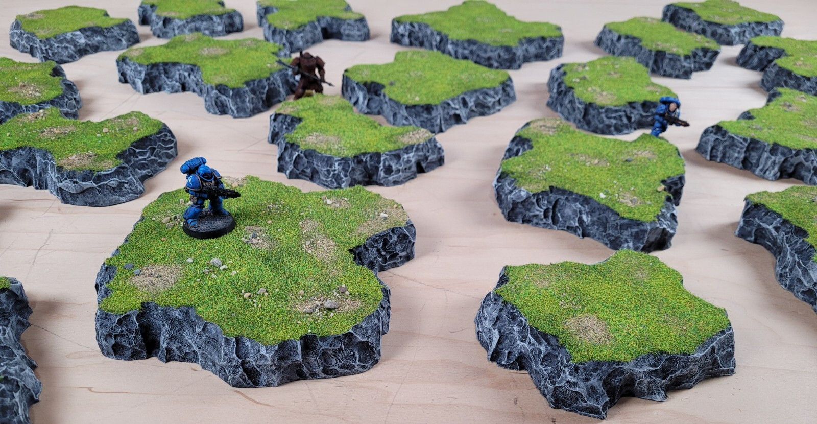 3PC Tabletop Miniature Gaming Terrain For Warhammer, DnD, RPGs and More!