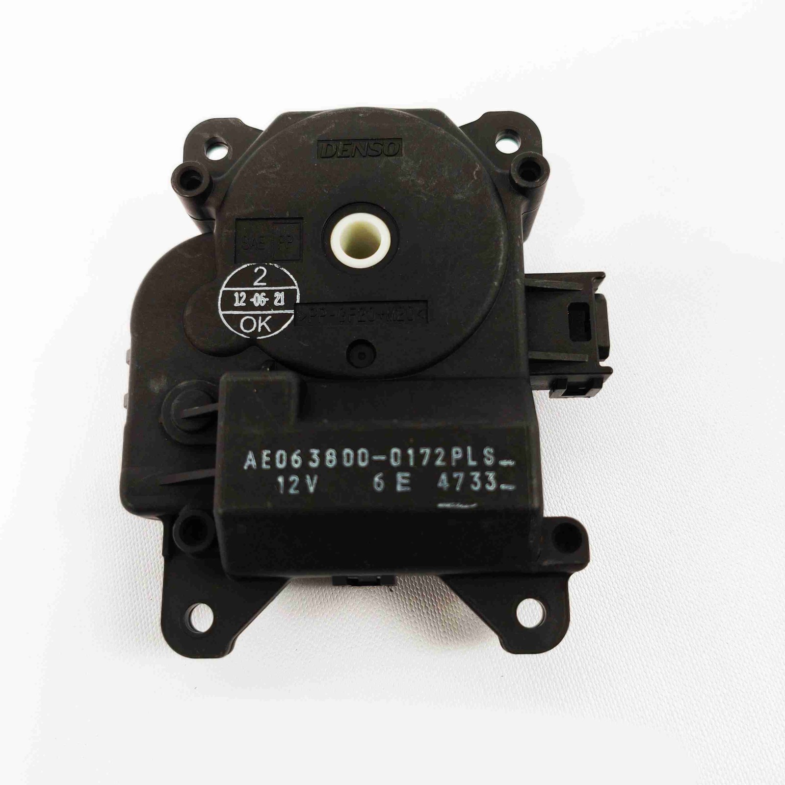 OEM 87106-07120 HVAC Blend Actuator Motor For Toyota Lexus