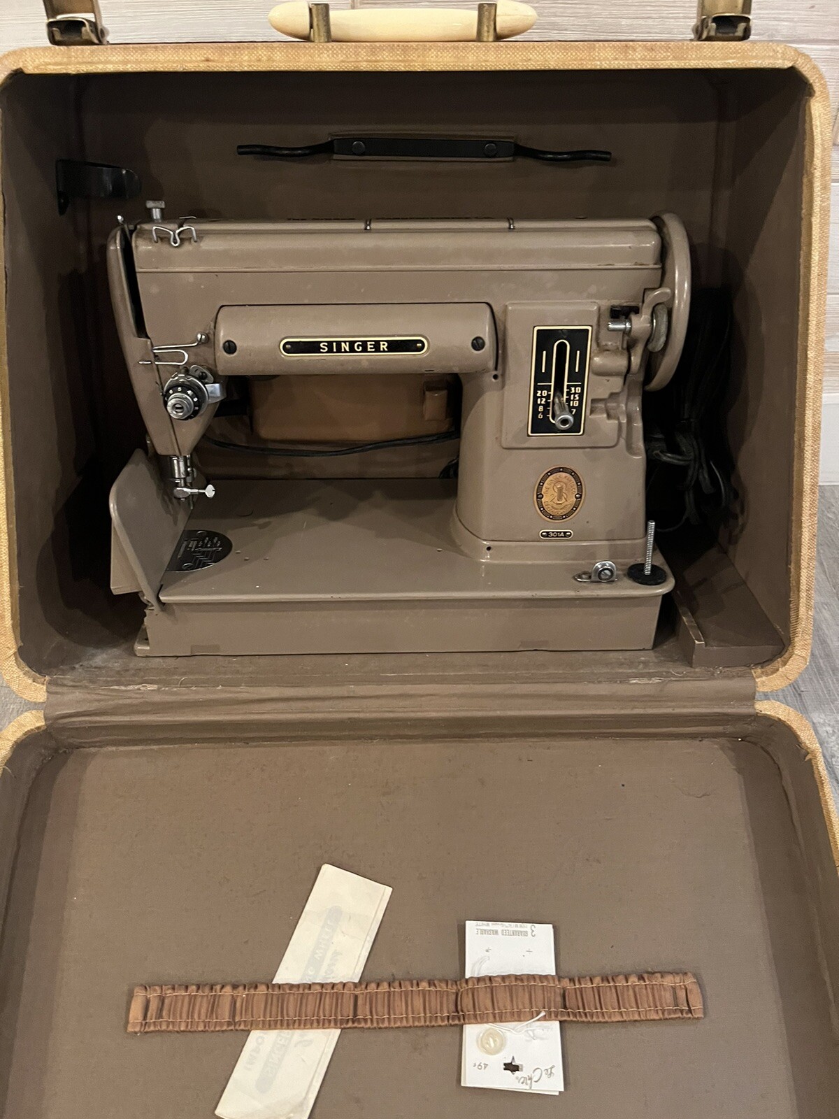 Vintage Heavy Duty Singer 301A Sewing Machine w/ Case & Original Accessories.