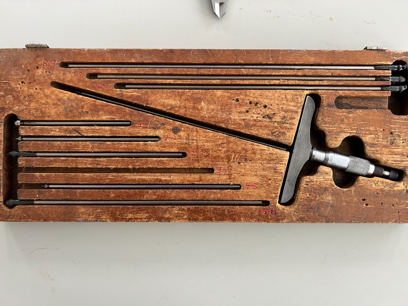 STARRETT 445 MICROMETER KIT WITH WOOD CASE BOTTOM 9 RODS