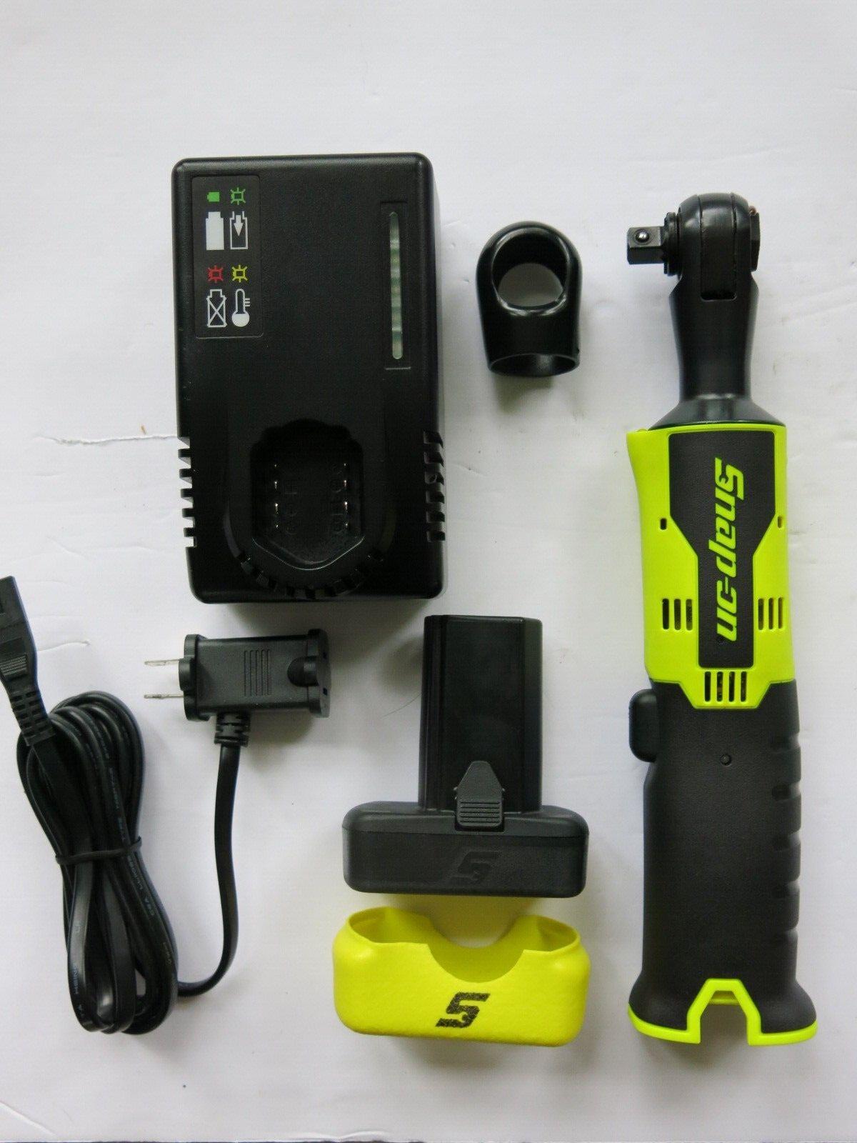 Snap-On CTR761 Hi-Viz 3/8" 14.4v Cordless Ratchet Battery & Charger Set