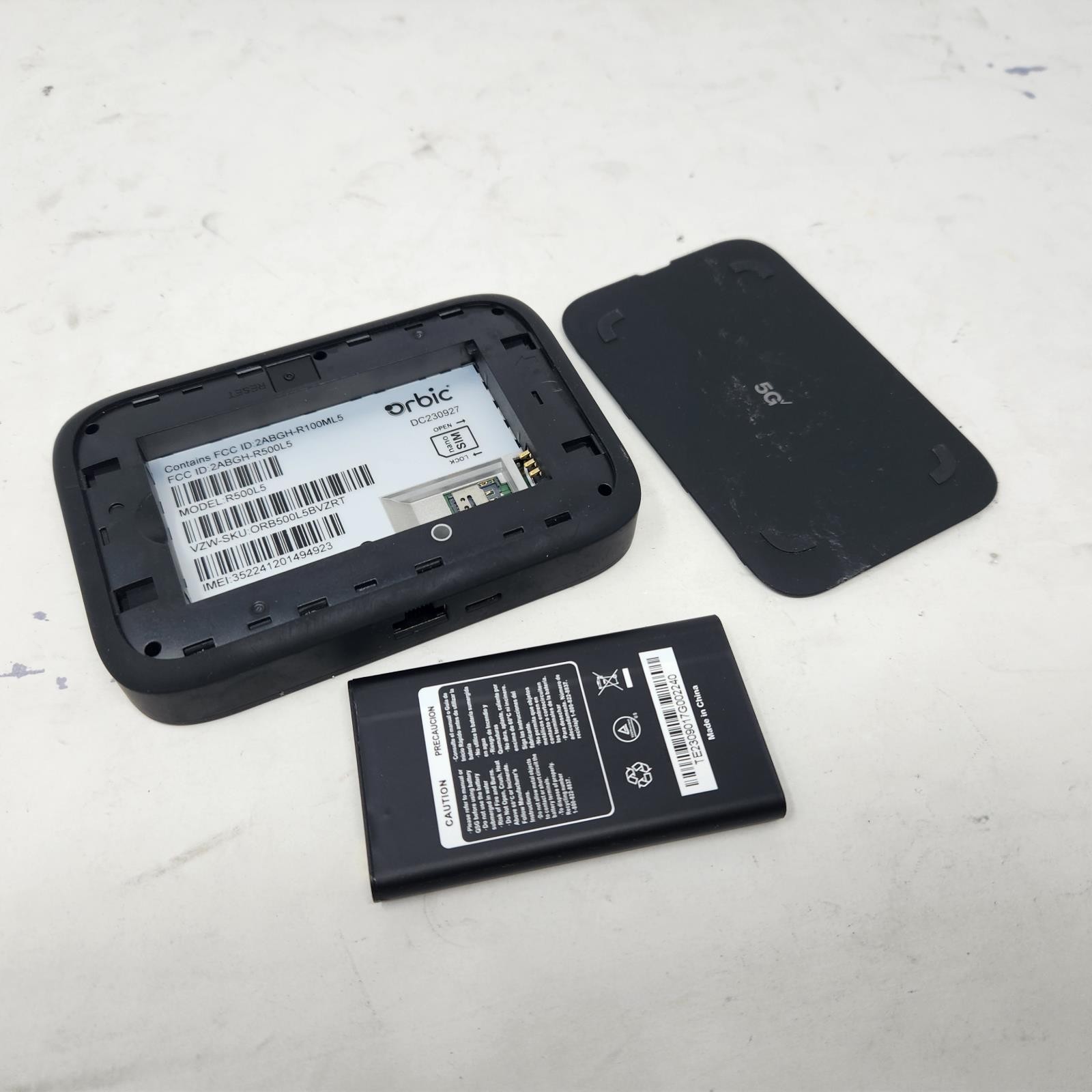 Orbic Speed Model R500L5 5G UW Mobile Hotspot & Battery W/ Good Verizon IMEI