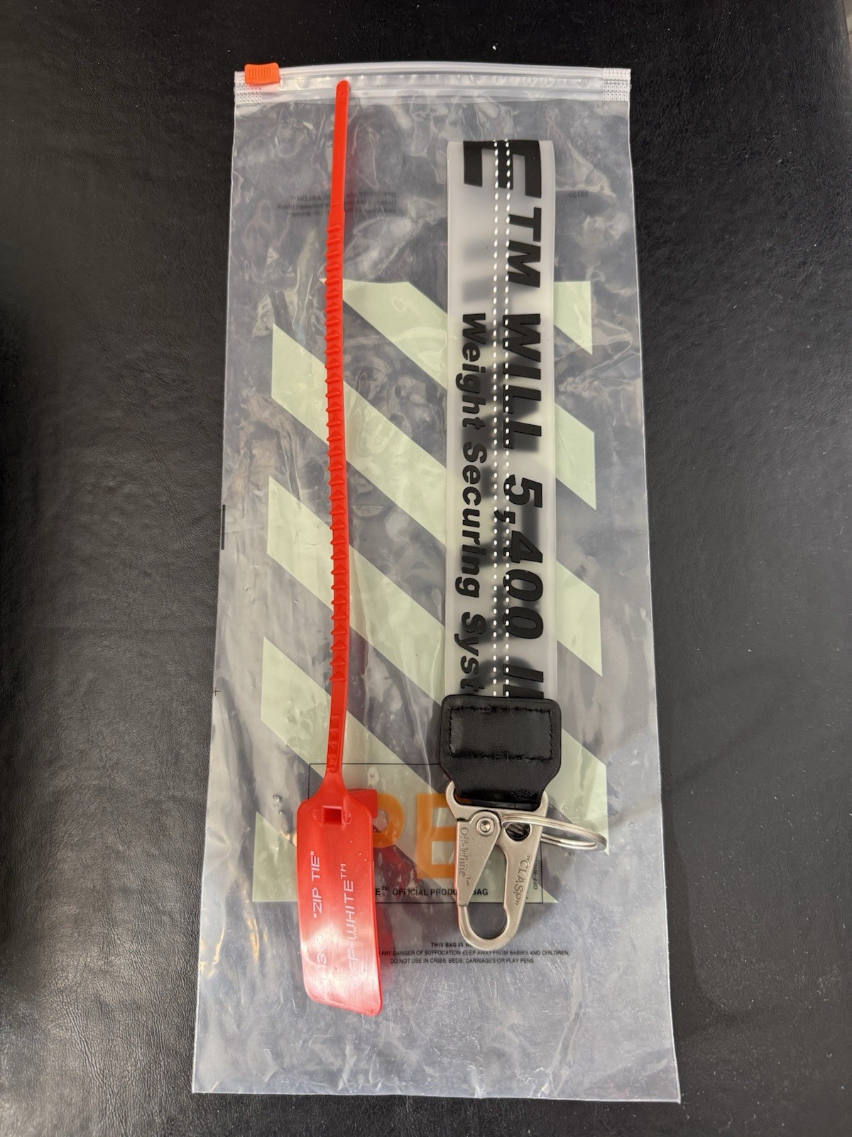 Off White Industrial Keychain Clear Black. SAME DAY SHIPPING ✅