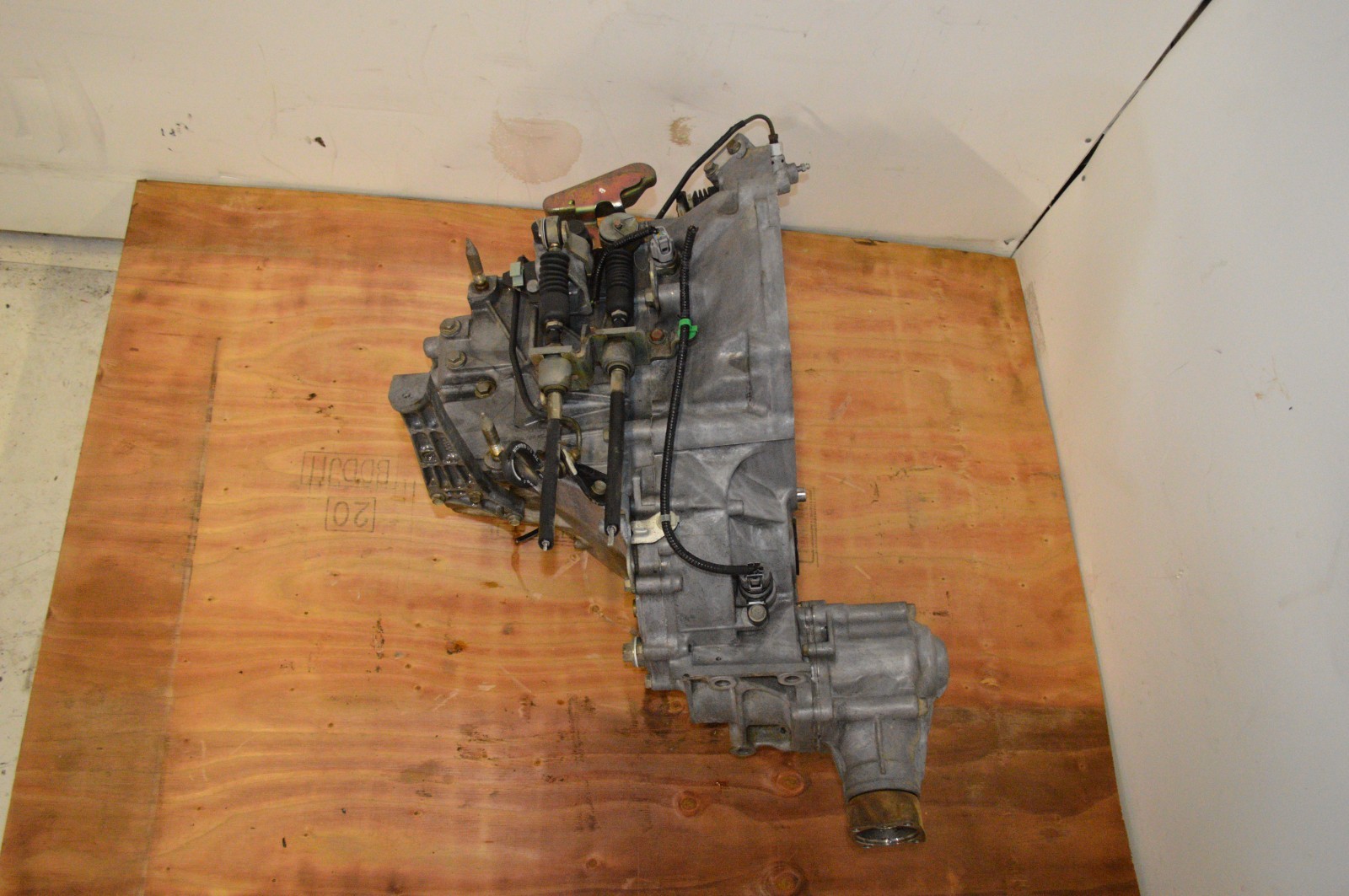 JDM 2002-2006 HONDA CR-V 5-SPEED 2.4L AWD MANUAL TRANSMISSION