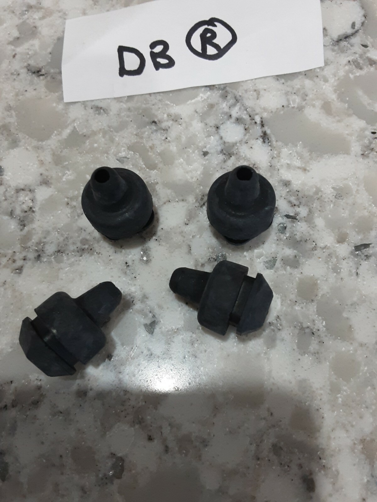 NEW 12-20 Ford Focus Explorer Lower License Plate Rubber Bumper Bushing (4) OEM