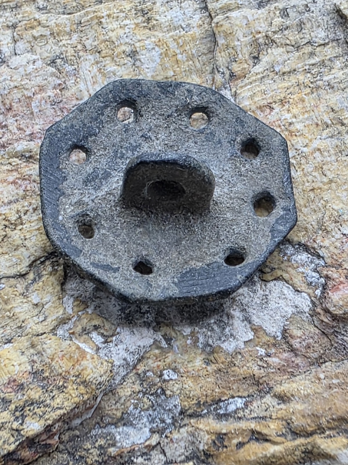 Mexico Spanish Colonial Military Button Lion, Dug In Fuerte De Los Remedios (a)