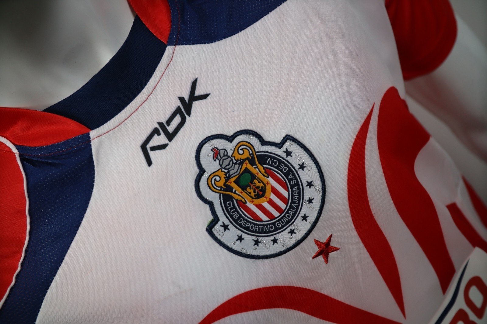 CHIVAS RETRO LOCAL 06/07 (Talla Reducida) slim fit LEER DESCRIPSON