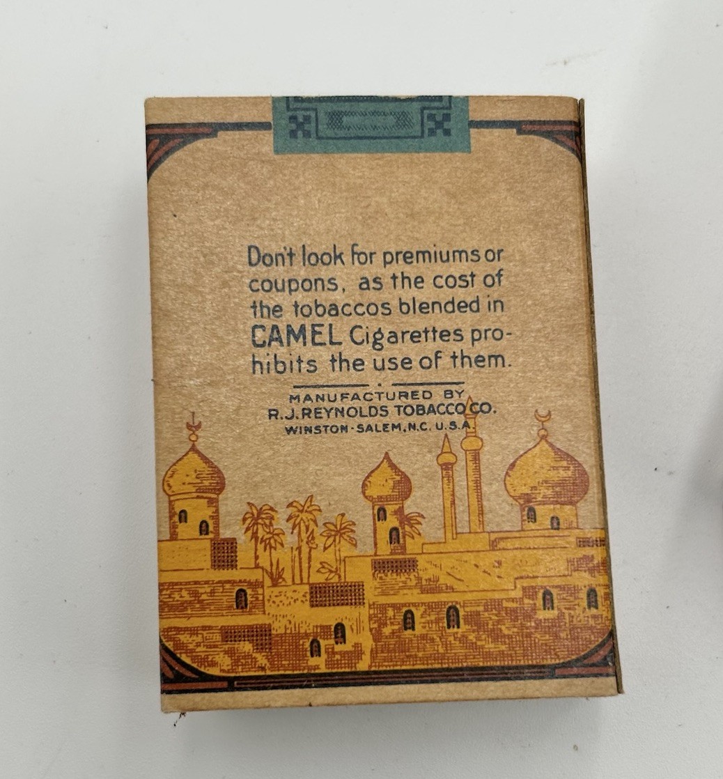 VTG Magnetic Cigarette Holder Pack Camel Cardboard Box