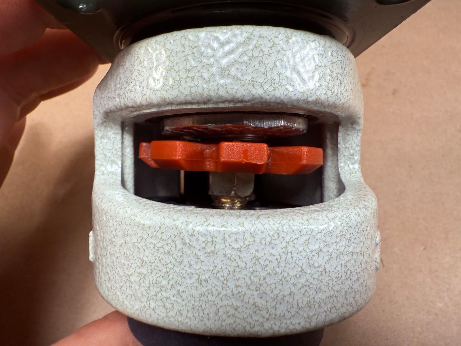 Bolton Tools 4pcs 60F Retractable Leveling Machine 2" Caster Plate 550lbs Nylon