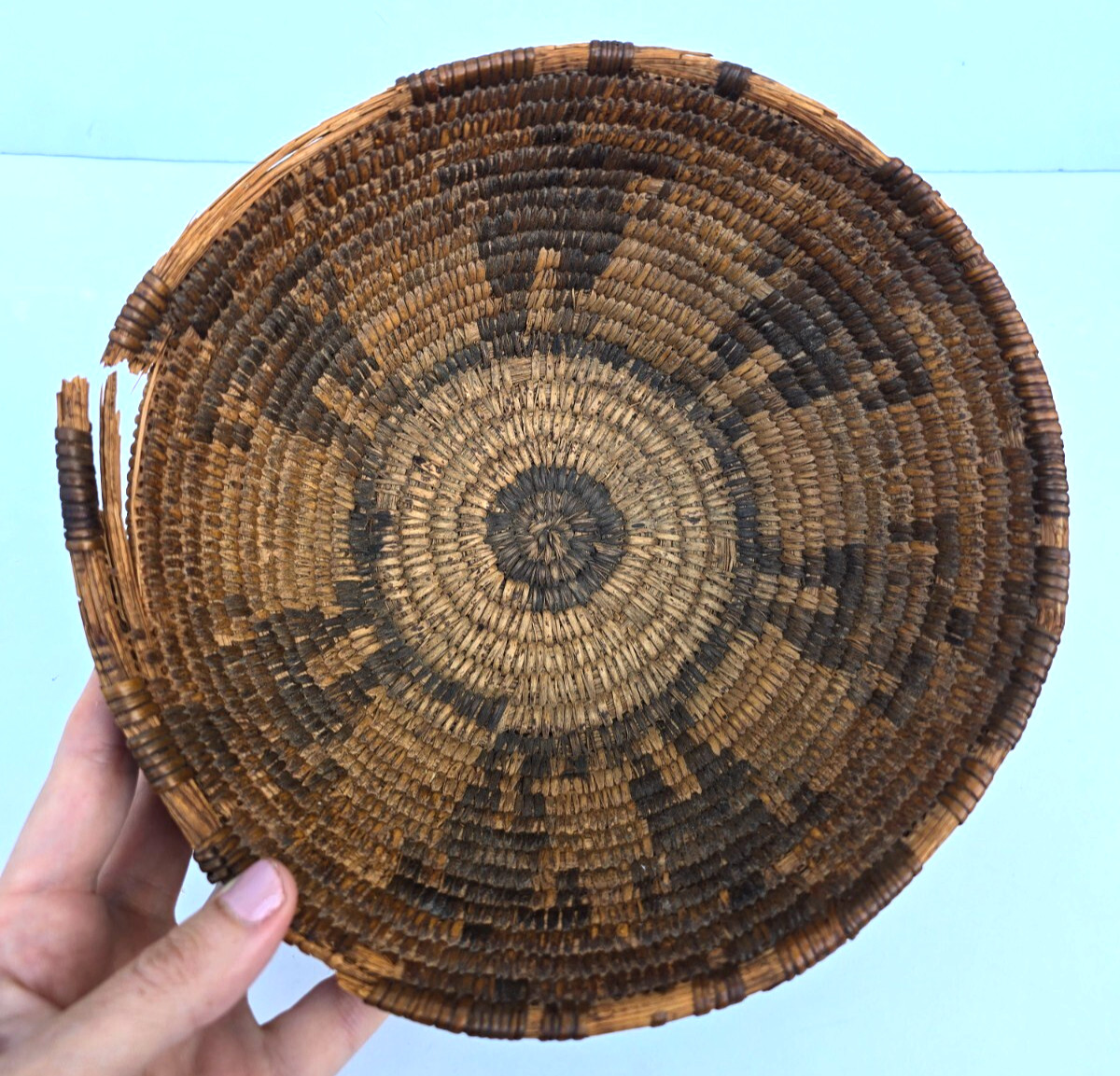 Apache Native American Figural Woven Handmade Basket w/ Human Figures