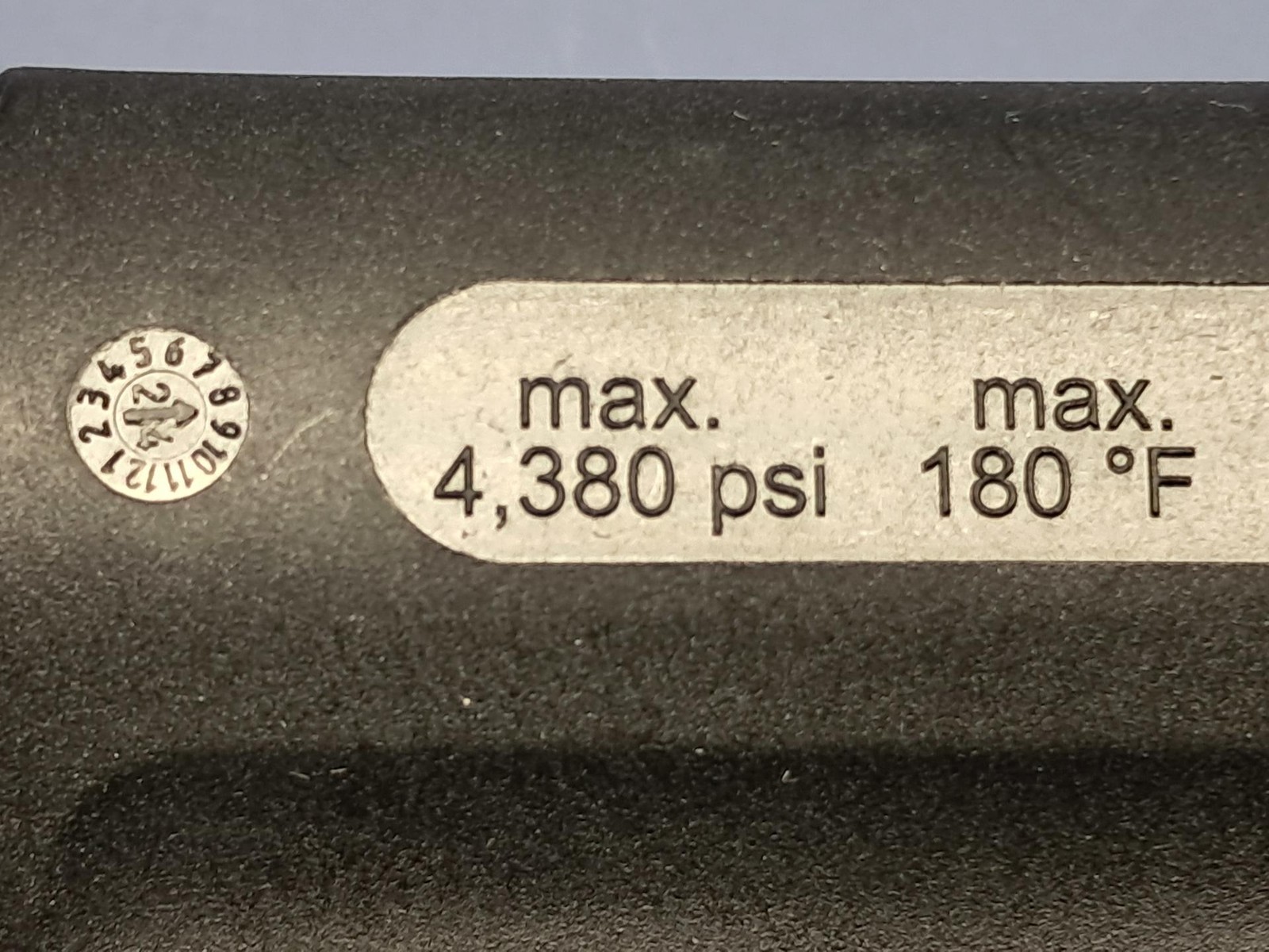 Suttner - ST-5 - Any Position Flow Switch 5,070 PSI - 200005542 - NEW