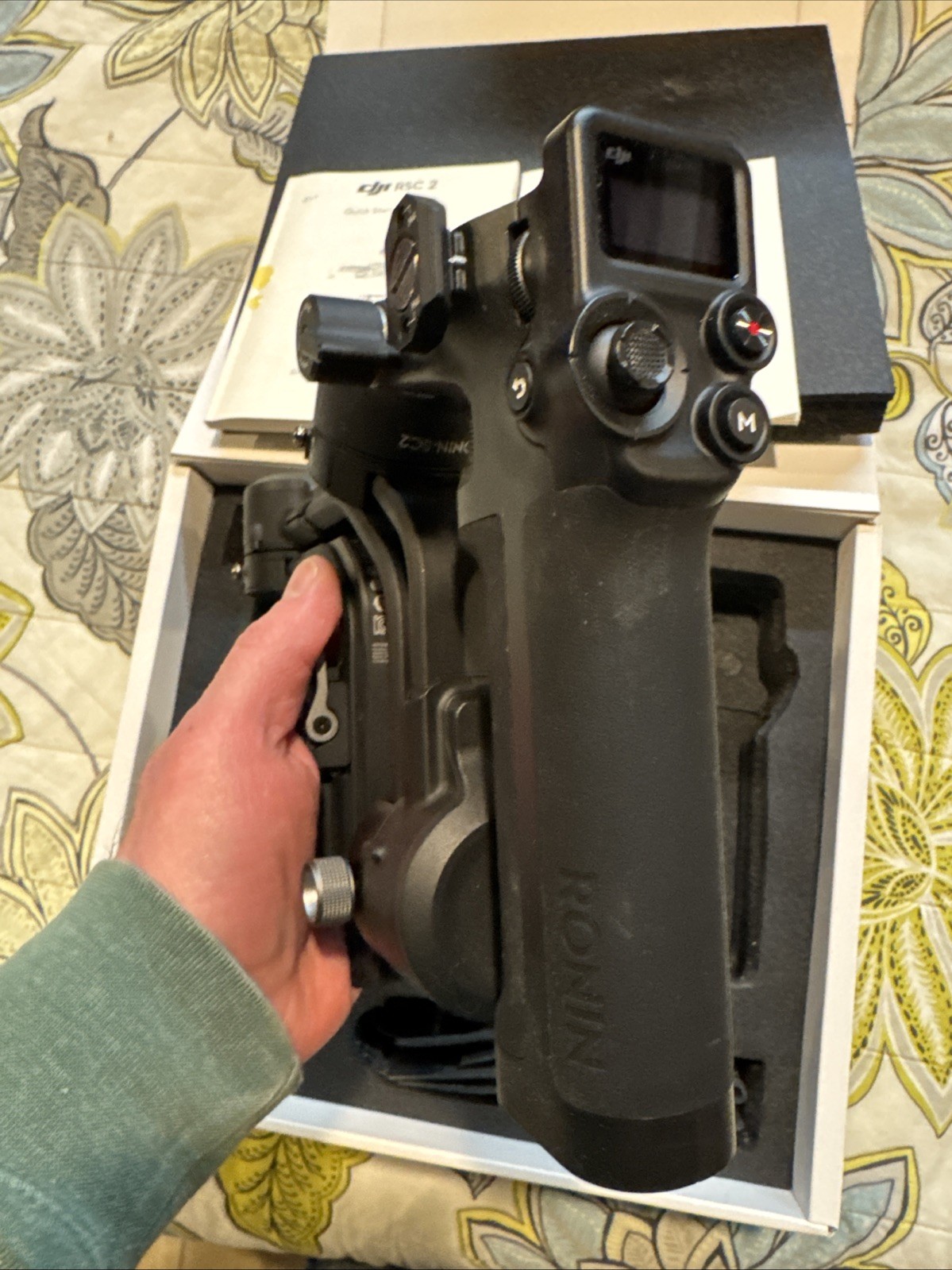 DJI RSC 2 Gimbal Stabilizer Combo - lightly used