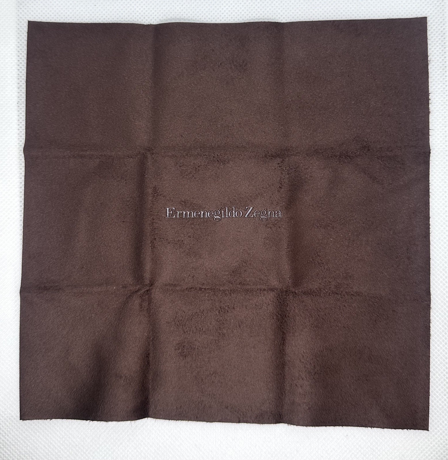 Authentic ERMENEGILDO ZEGNA Brown Leather Eyeglass Case with cleaning cloth OBO