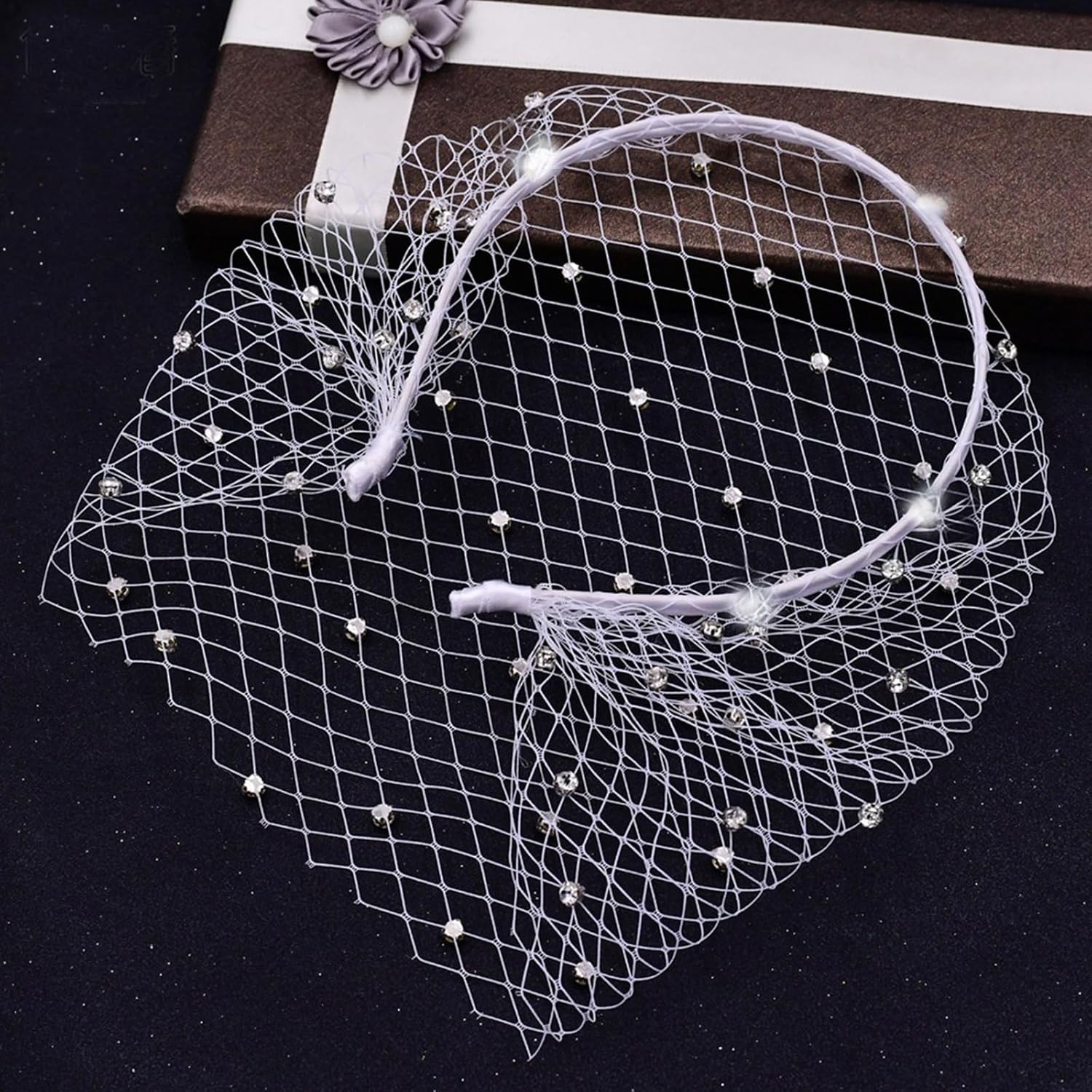 Vintage 1920s Women's Fascinator Hat with Mesh Veil for Weddings & Tea Parties