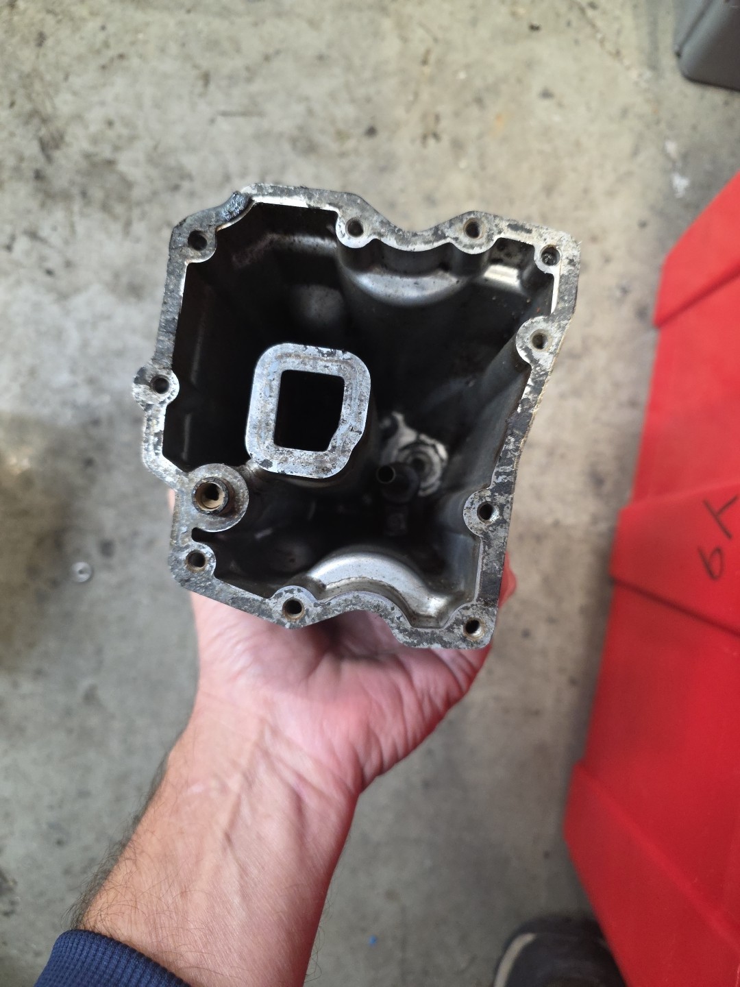 Mercury 9.9 HP 4 Stroke Oil Pan ASSY PN 825764 M1