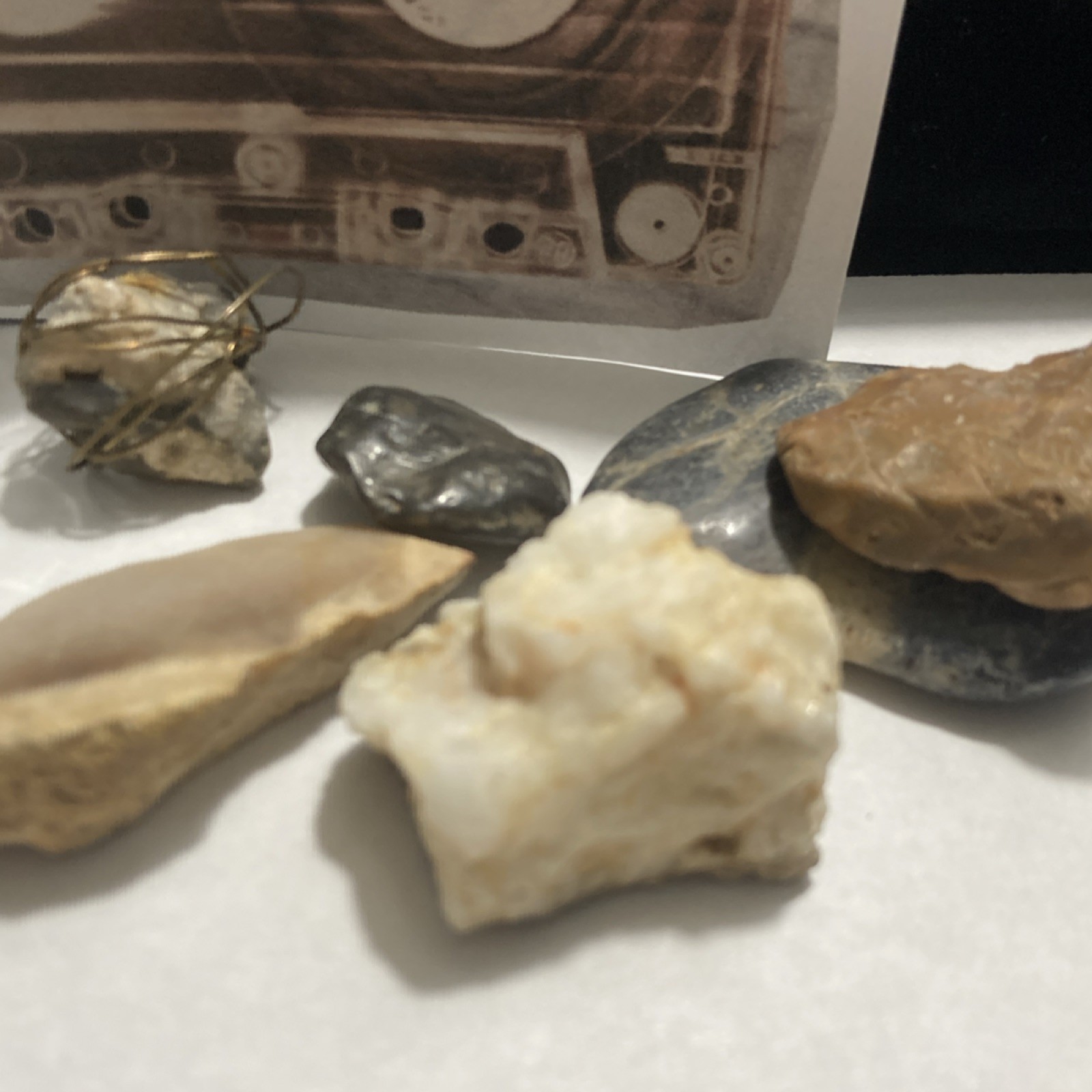 Assorted Rocks Minerals Lot with Garden of the Gods Colorado Mug or Shot Glasses