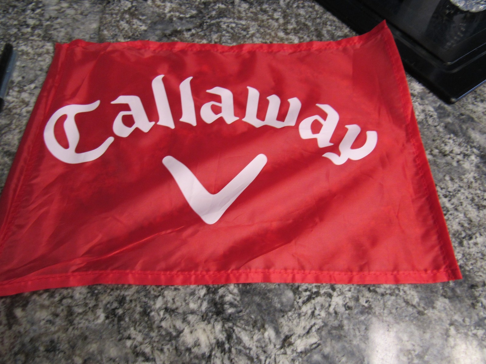 Brand New Callaway Backyard Driving Range Golf Flags For Yard 6.5 Ft. 15 "X 11"