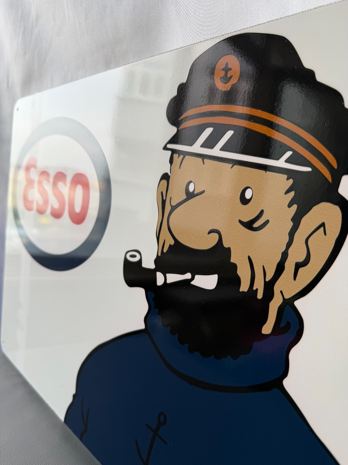 Esso Sailor – Vintage Advertising Heavy Metal Sign – 40 × 60 cm (15.7” × 23.6”)