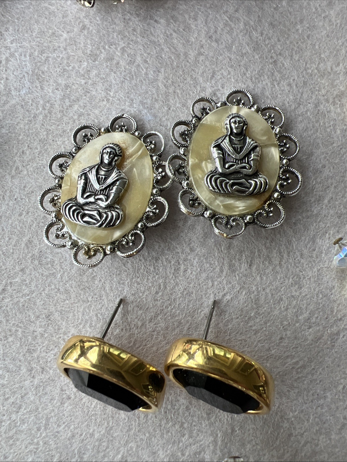 Vintage HIGH END COSTUME EARRING LOT - 13 Pair - Boucher, Trifari, Juliana +++!