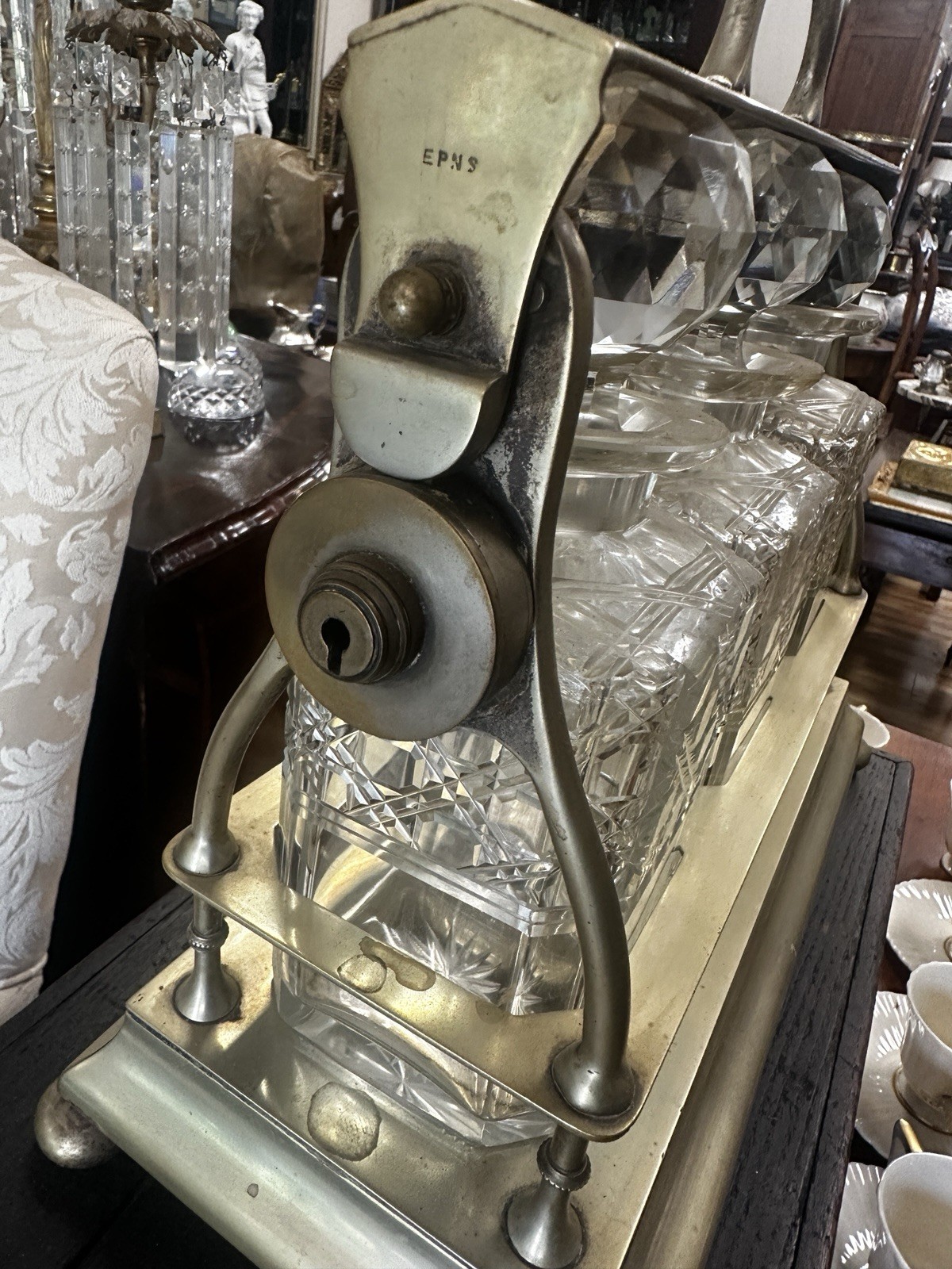 Antique English Silver Plated Tantalus Three Bottle Decanter Liquor Set Locking