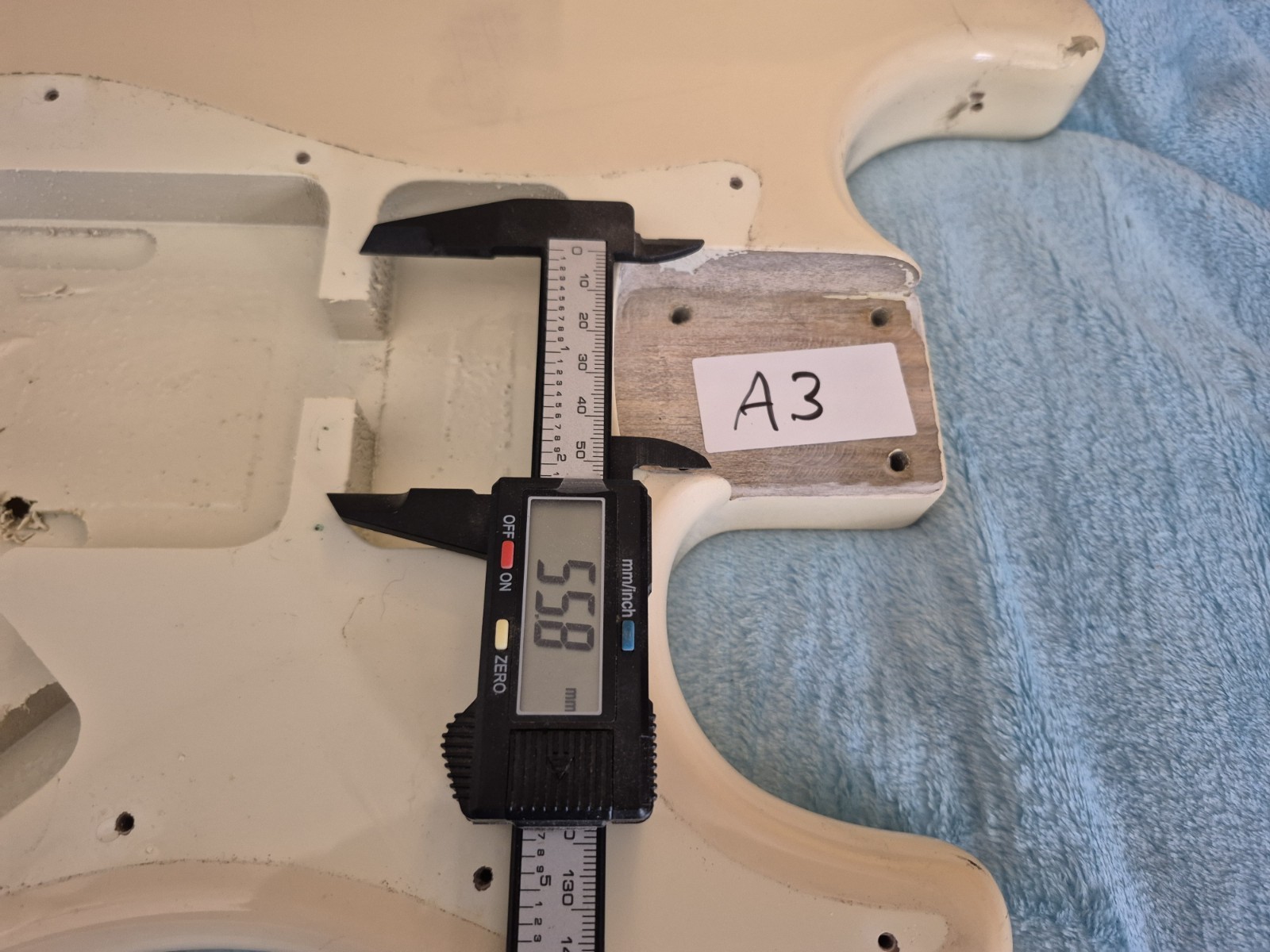 Squier By Fender Stratocaster Strat Electric Guitar Body Arctic White Reliced