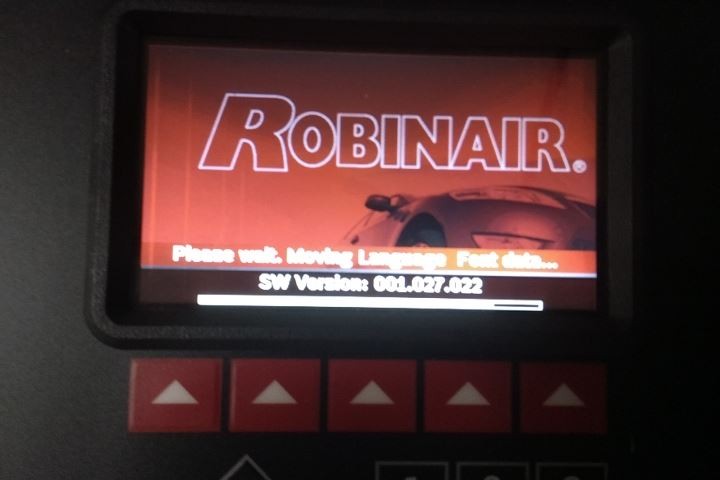 Robinair 34788NI 30 Lb Tank Capacity 115VAC Refrigerant RRR Machine