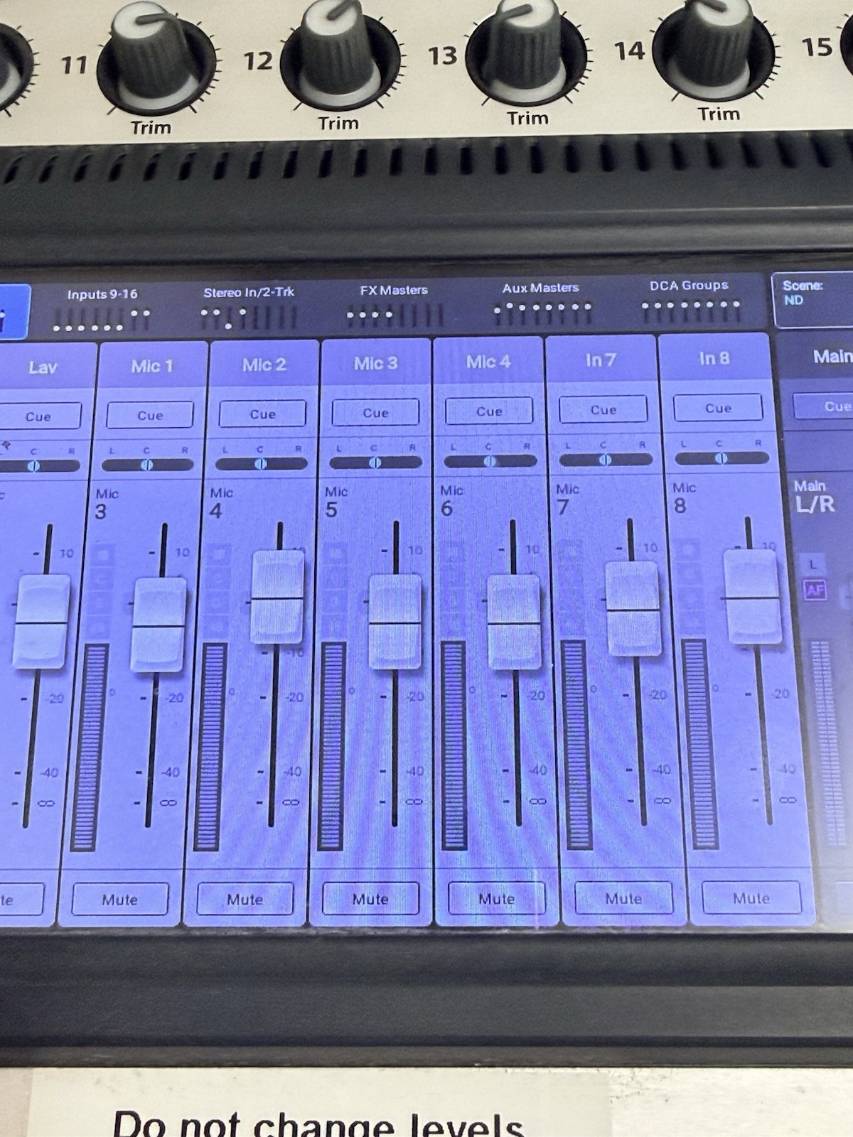 QSC TouchMix-16 Touch Screen Compact Digital Mixer PSU & Case READ DESCRIPTION