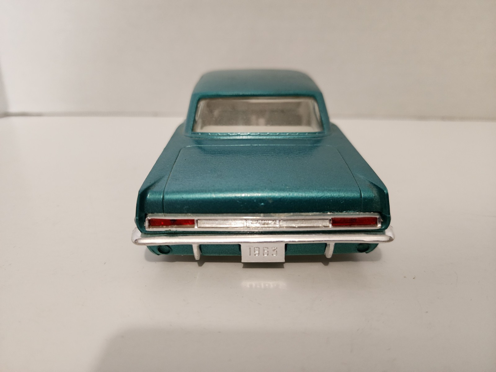 AMT 1963 PONTIAC TEMPEST. Original Stock Wheelbase