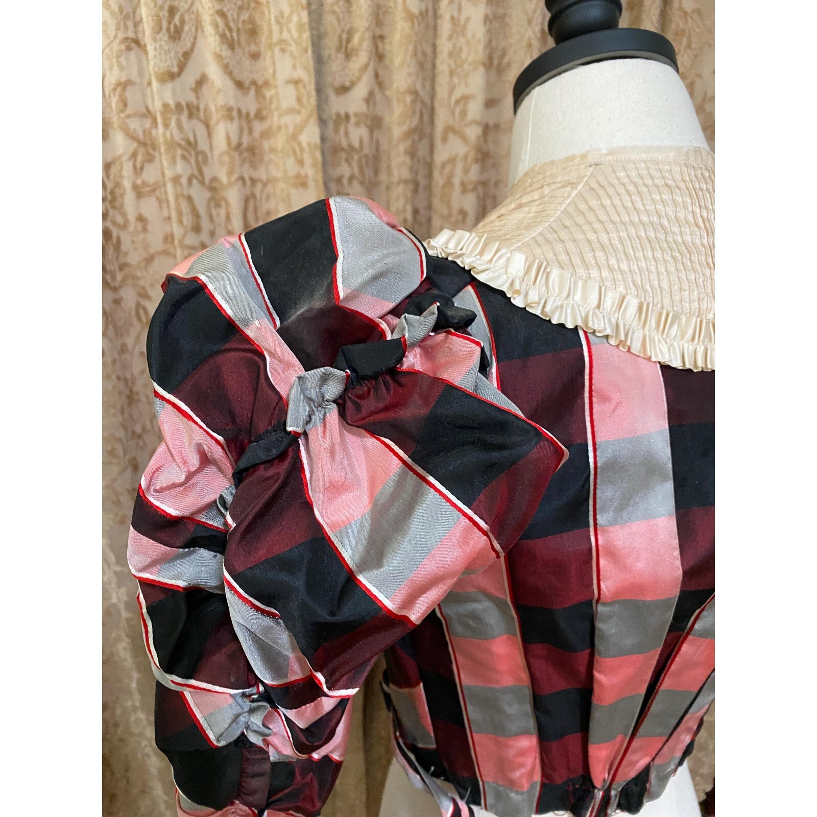 Victorian bodice, circa late 1890s. Checkered Boned interior. Puff Sleeves