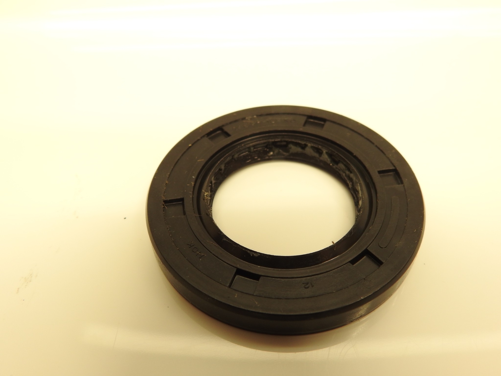 Oem Eaton EA 16253-18 - Eaton Shaft Seal For 70422 and 70423 Series Pumps