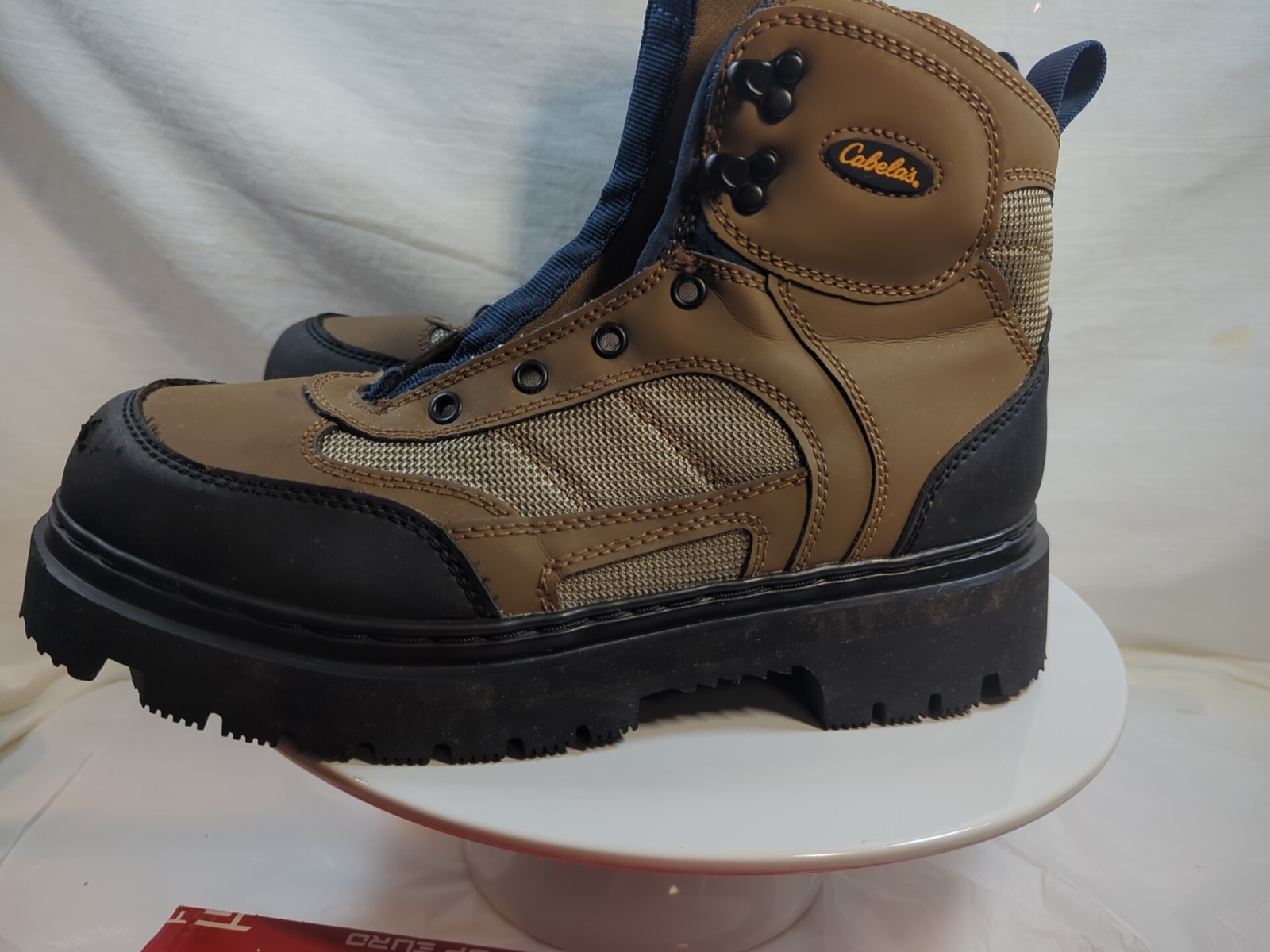 Cabela’s Ultralight Felt Sole Wading Boots Men's 11 M Brown Black