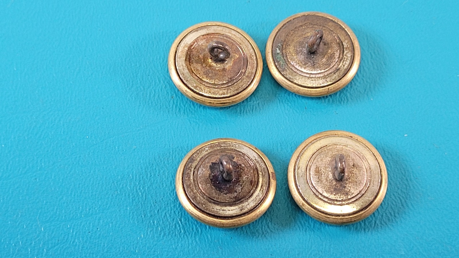 Lot of 4 Antique Spanish Amer War Buttons Gilt Royal Army Cuba Captured TR1144