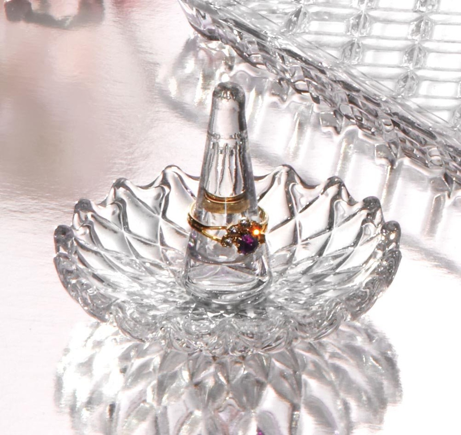 Crystal Ring Holder